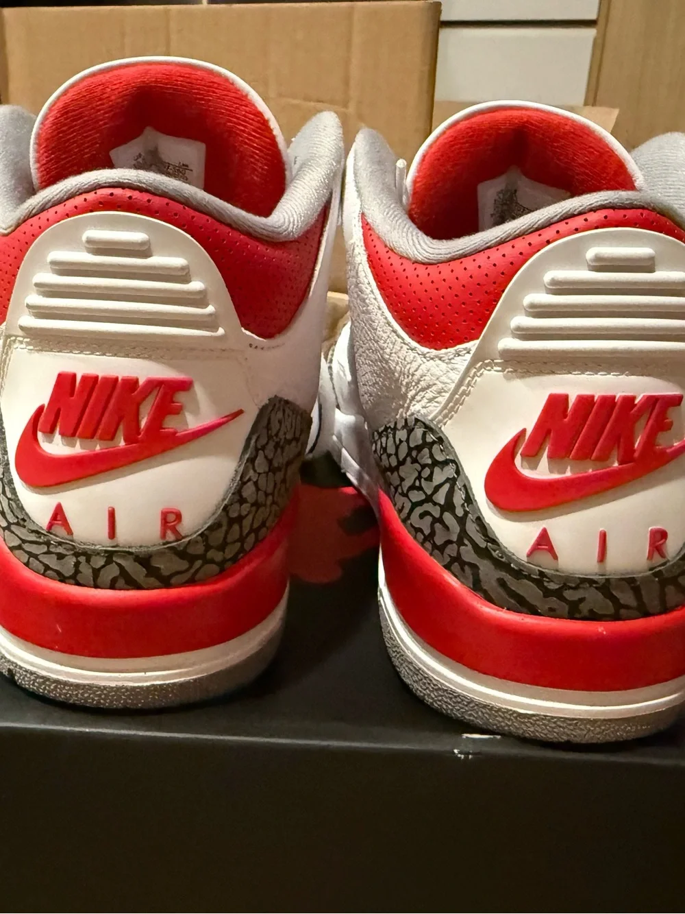 Jordan 3 Retro Fire Red size 10.5